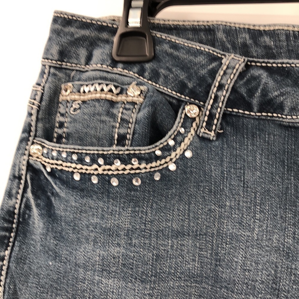 3/$25 Earl Cropped Jeans Size 14P - Picture 3 of 12